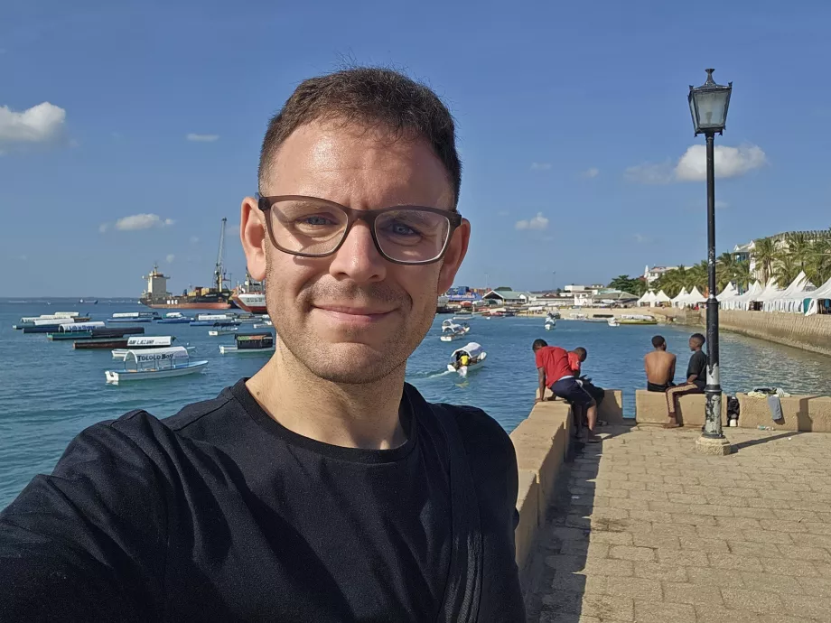Me on the Forodhani promenade