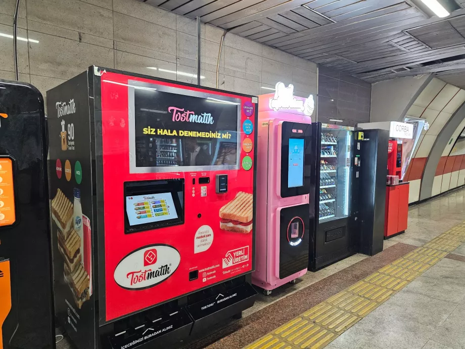 Food and drink vending machines in metro stations