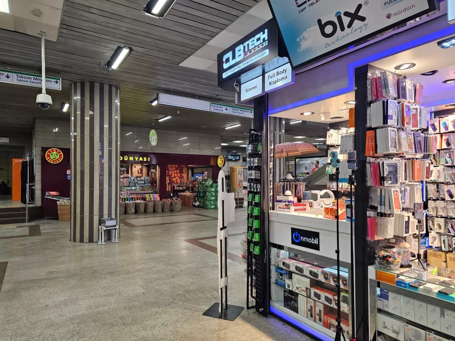 Shops in metro stations