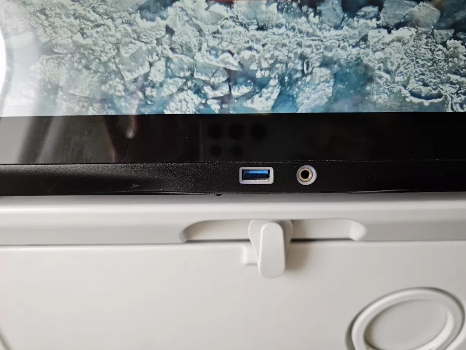 Charging via USB port