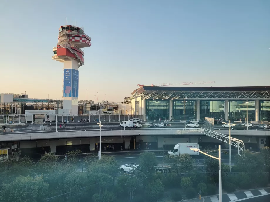 Control tower at FCO airport