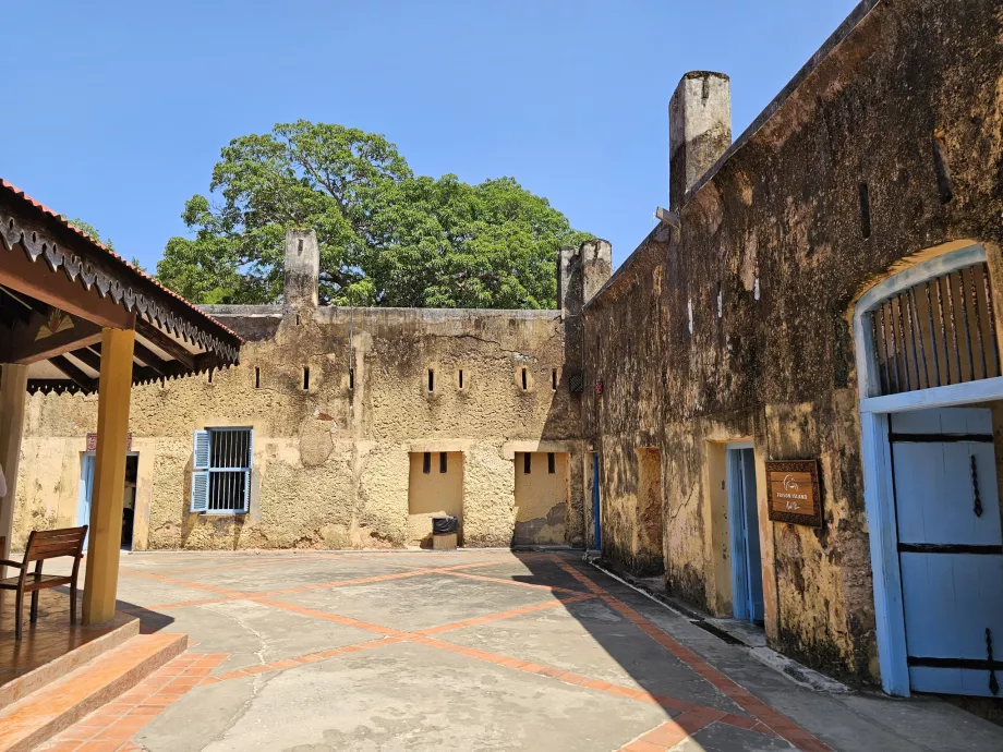 Prison Island, the prison building