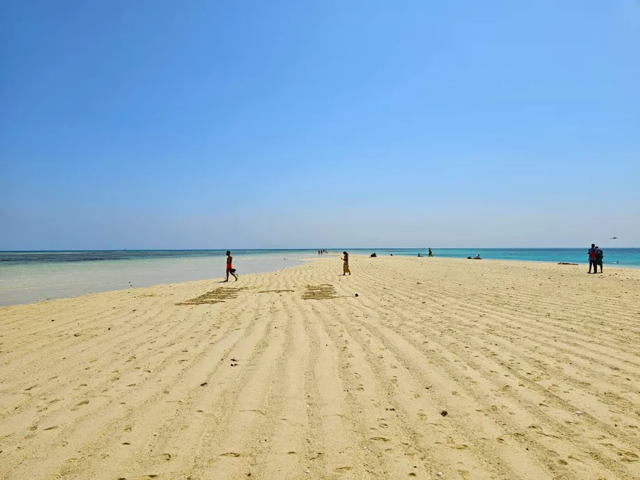 Nakupenda Sandbank