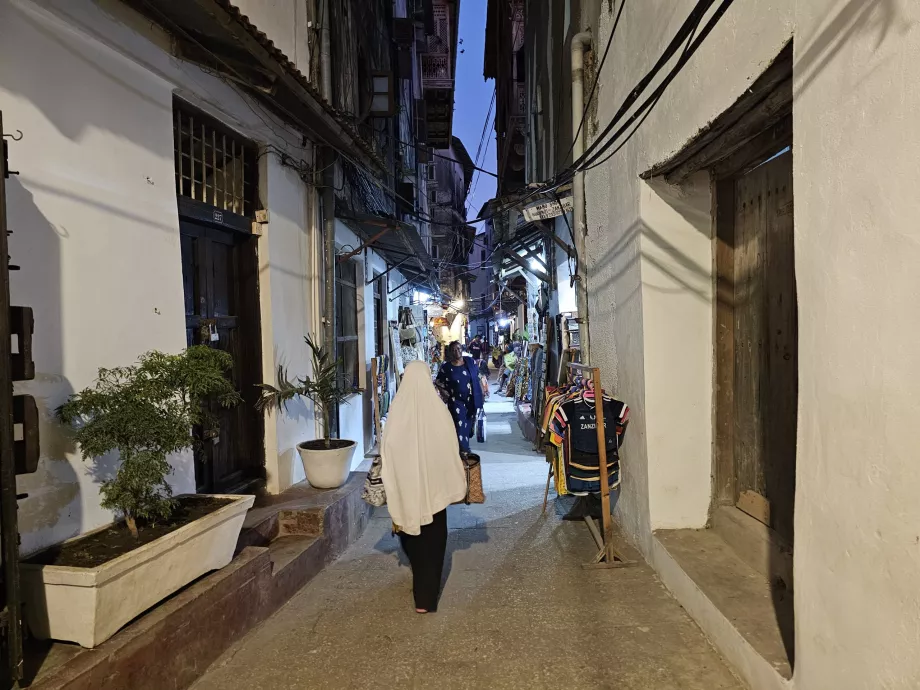 Night Stone Town