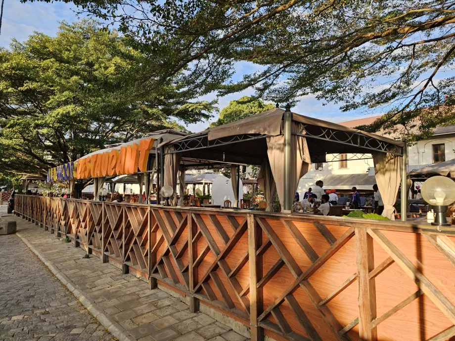 Luxury restaurant, Darajani Souk