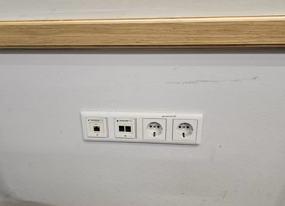 Sockets for charging electronics