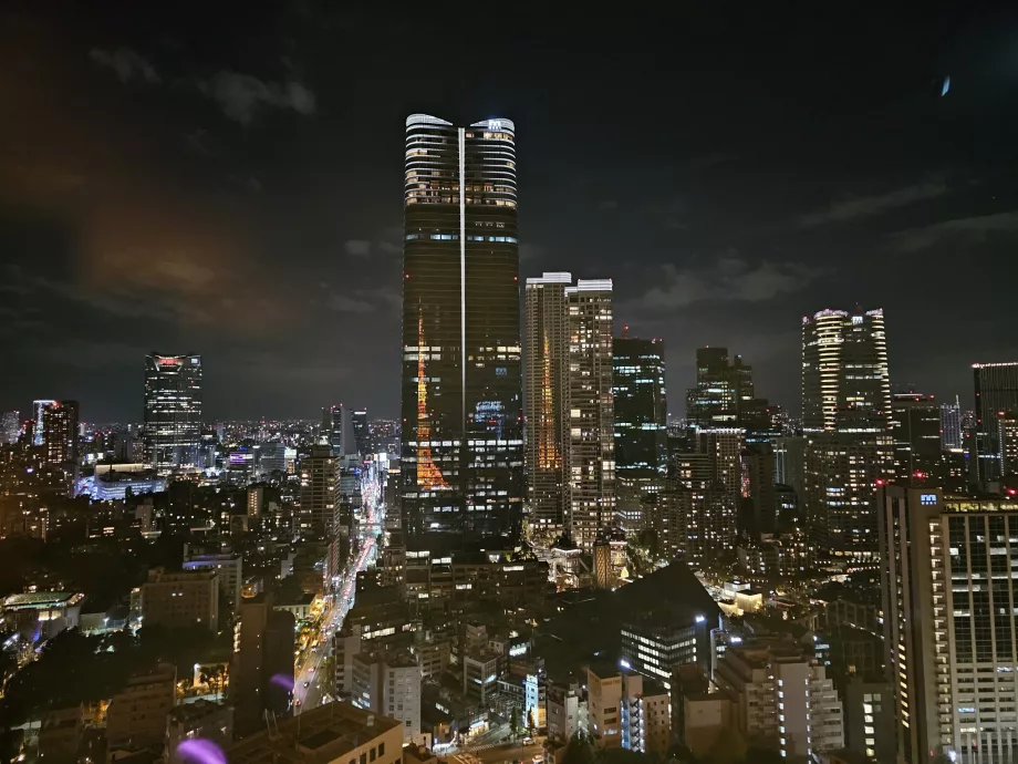 View from the main observation deck during the night