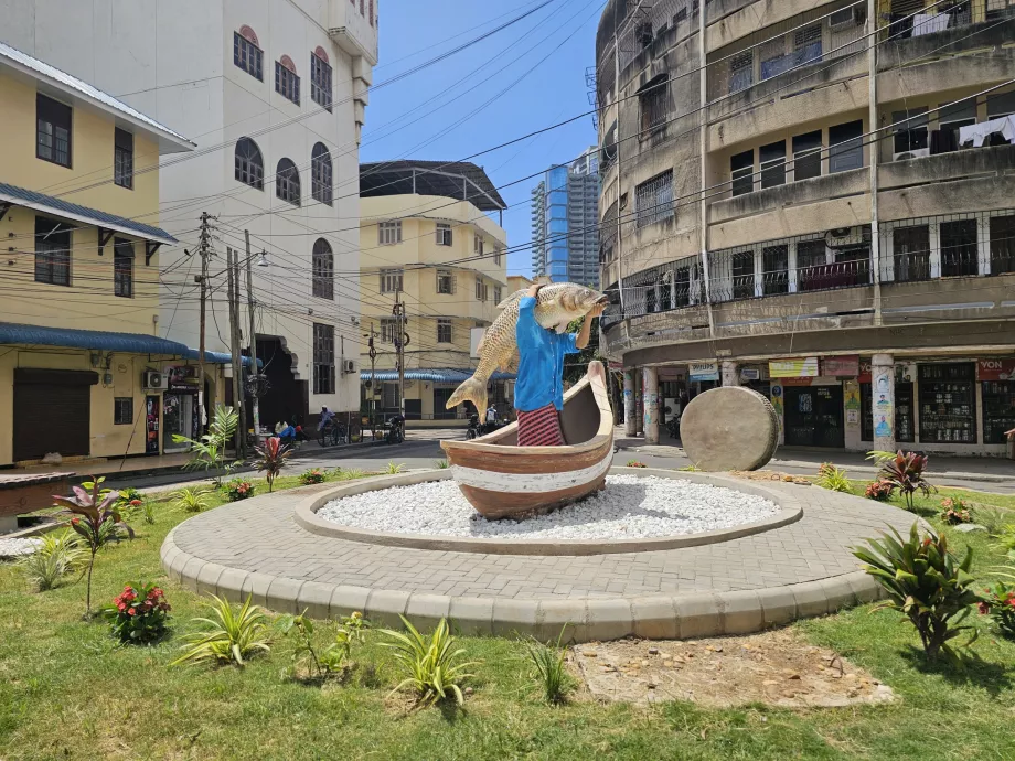 Statue of a fisherman