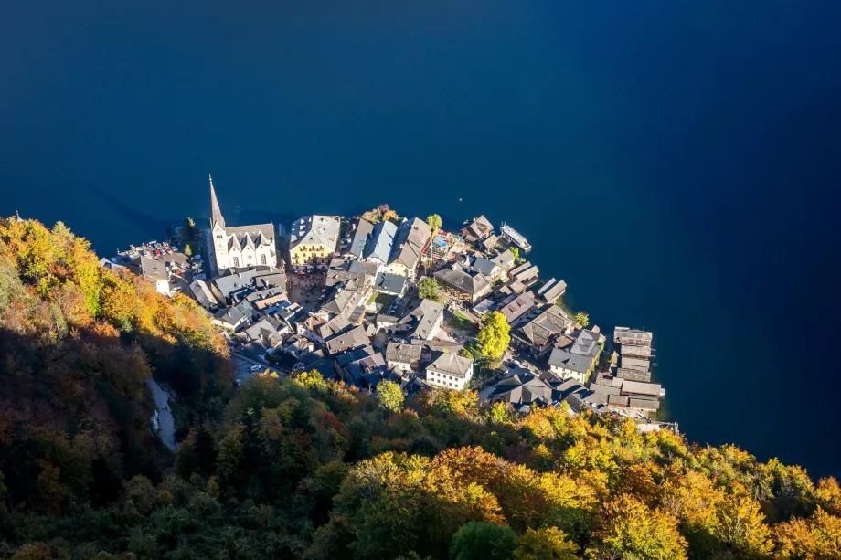 Hallstatt as seen from the Skywalk