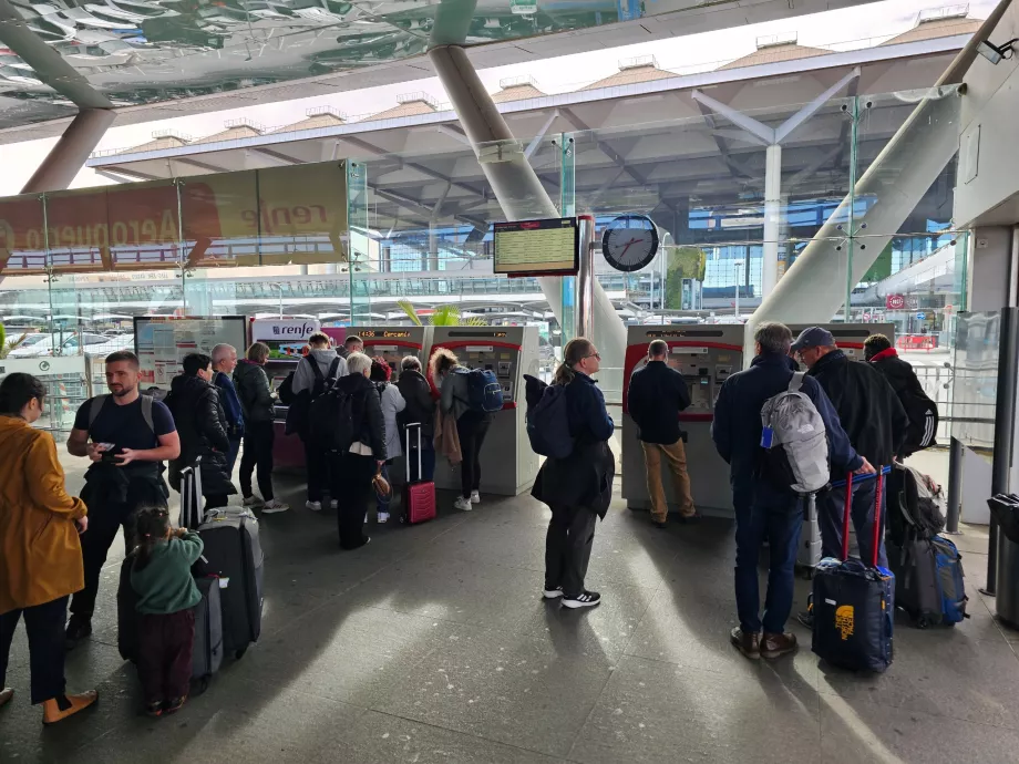 RENFE ticket machines
