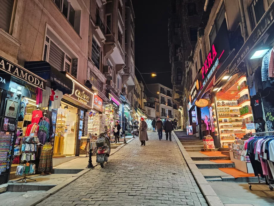 Istanbul Night Centre