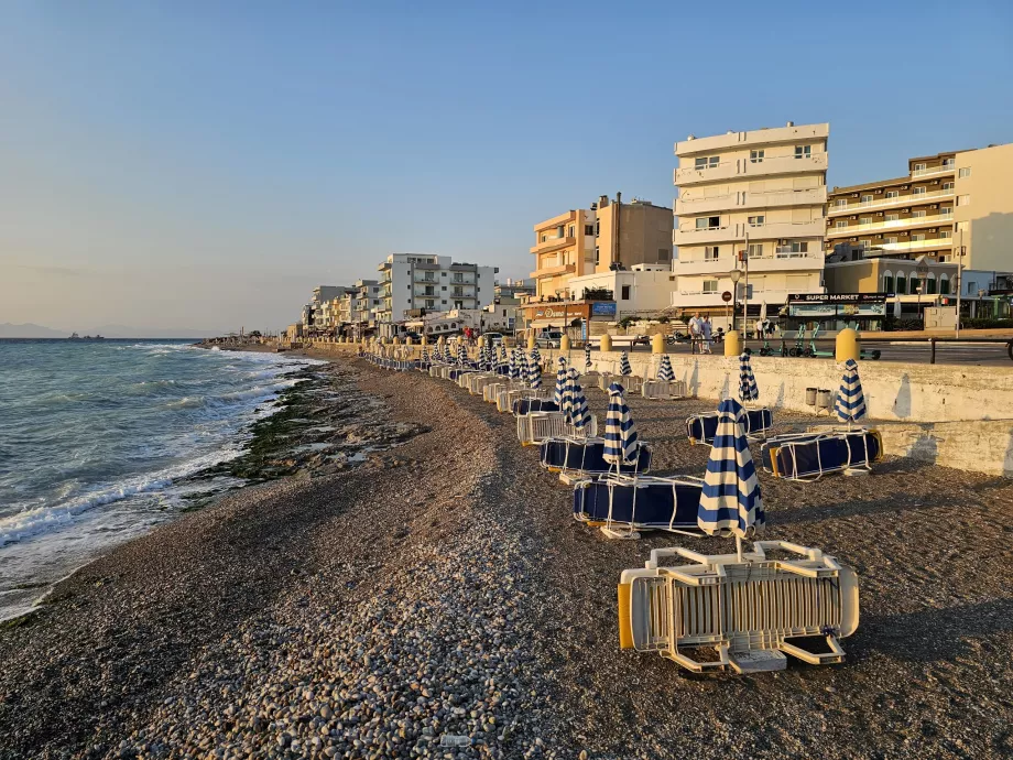 Akti Kanari Beach