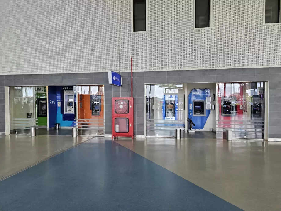 ATMs, Terminal 3
