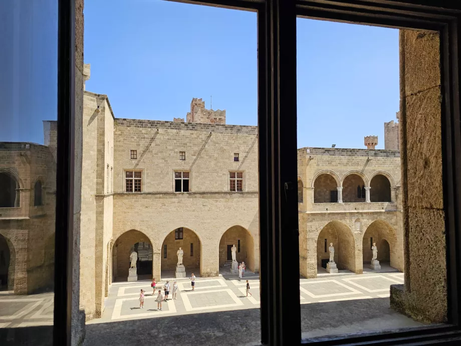 Grandmasters Palace