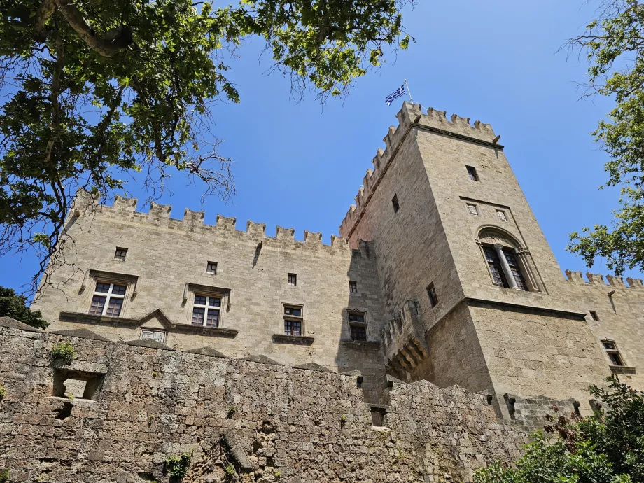 Grandmasters Palace
