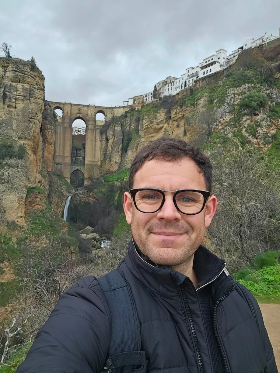 Me at the Mirador Puente Nuevo viewpoint