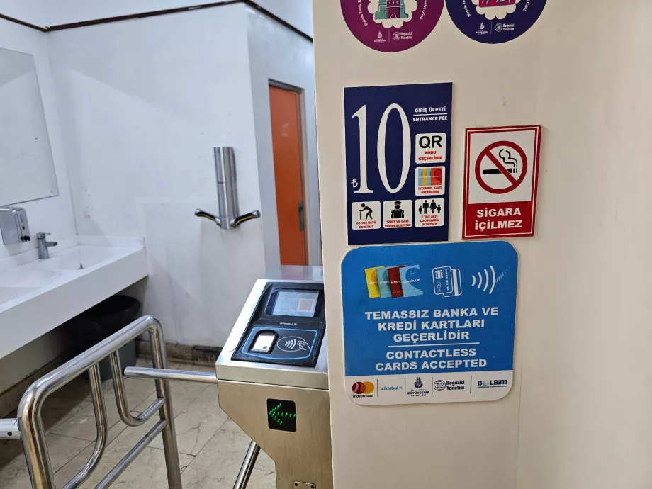Toilets in the Grand Bazaar
