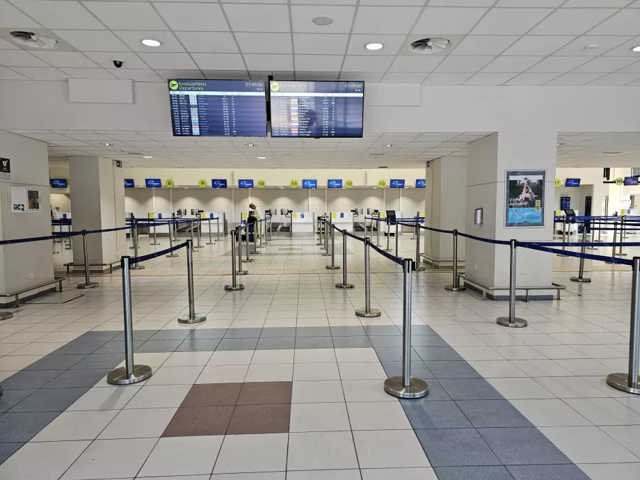 Terminal 1 Departure Hall
