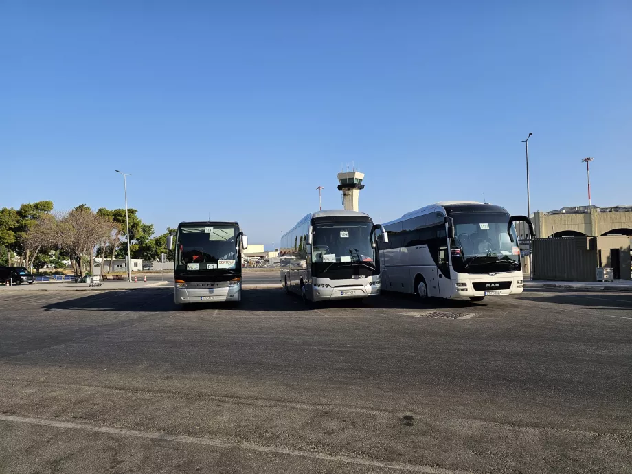 Tourist bus stops
