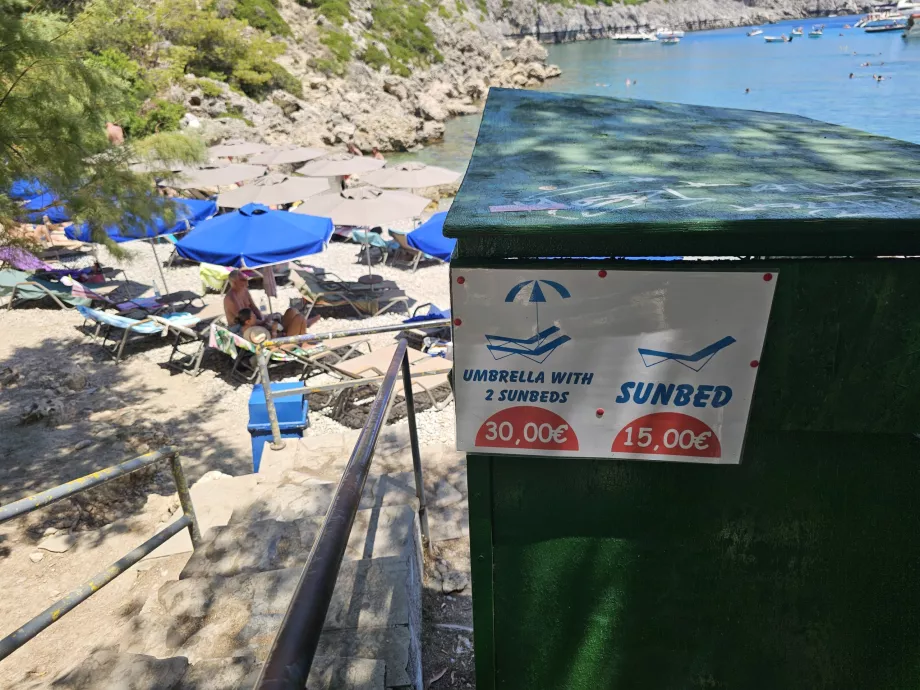 Prices of deckchairs on Anthony Quinn beach