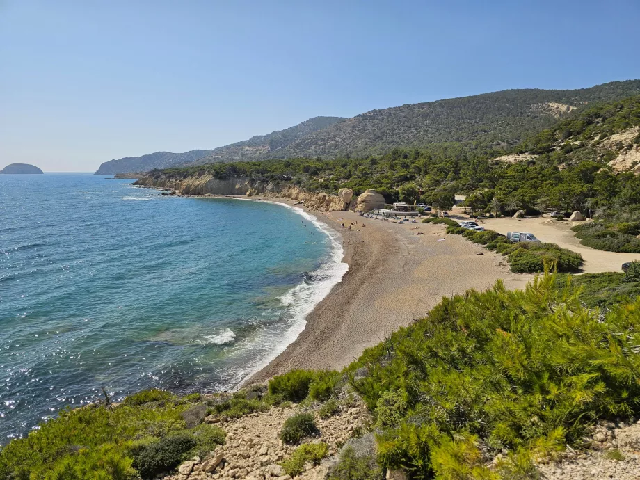 Fourni beach