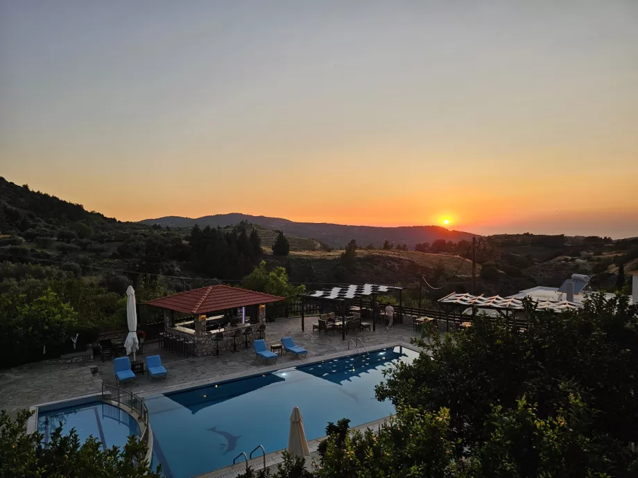 Sunset, the village of Empona