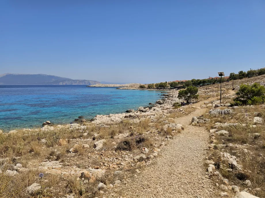 The road to Ftenagia beach