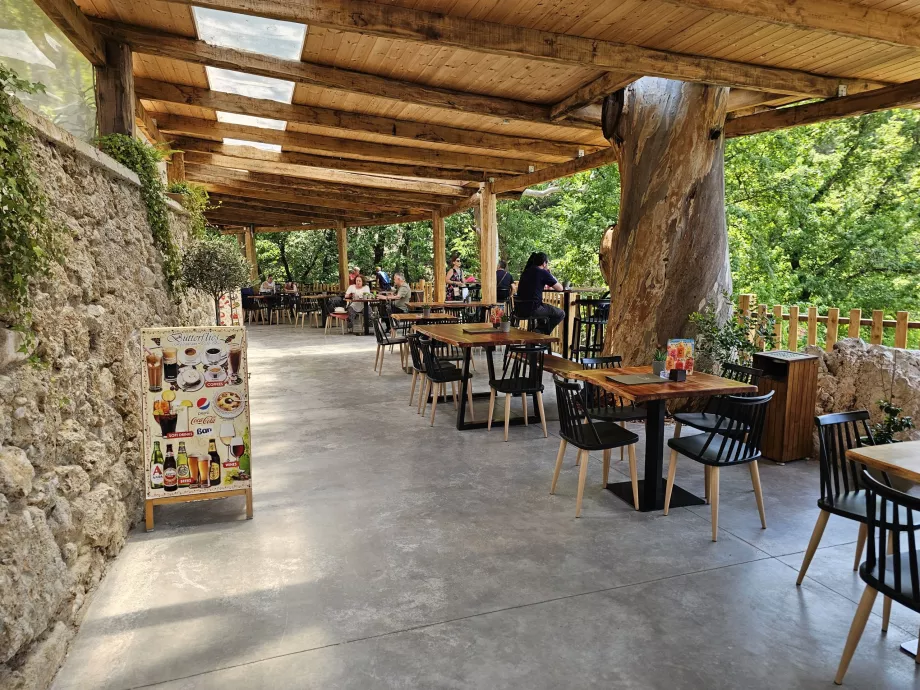 Valley of Butterflies, restaurant