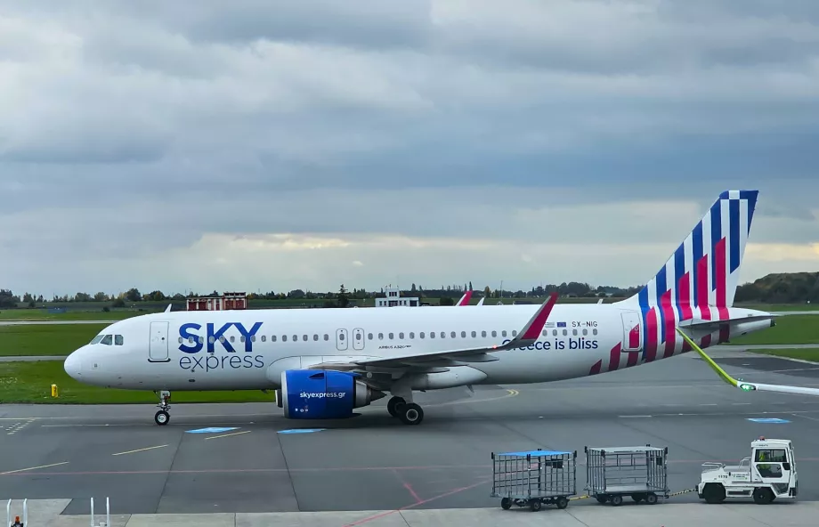 Sky Express, Airbus A320 at Prague PRG Airport