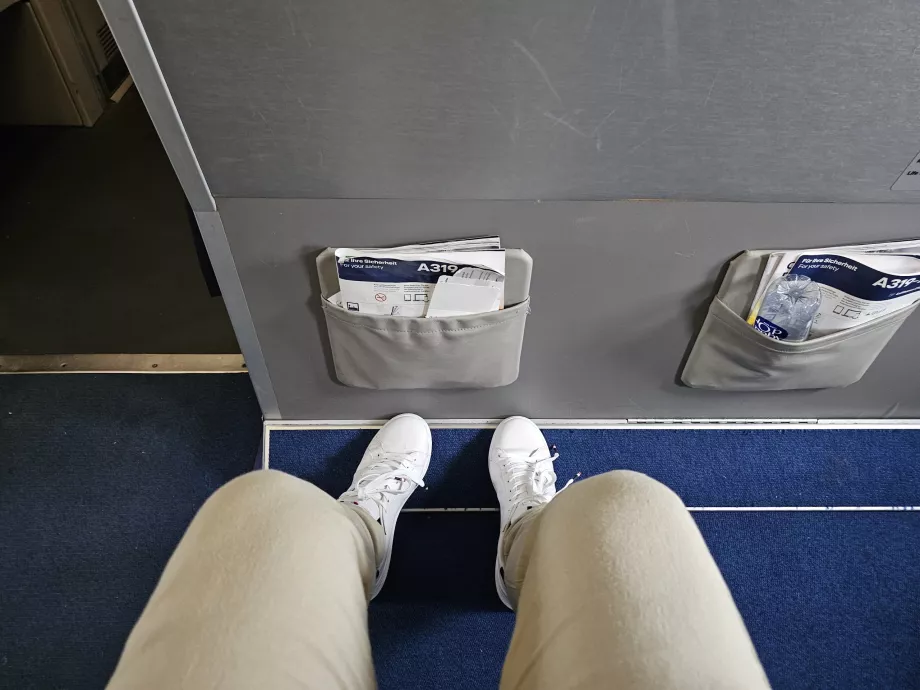 Legroom in the 1st row
