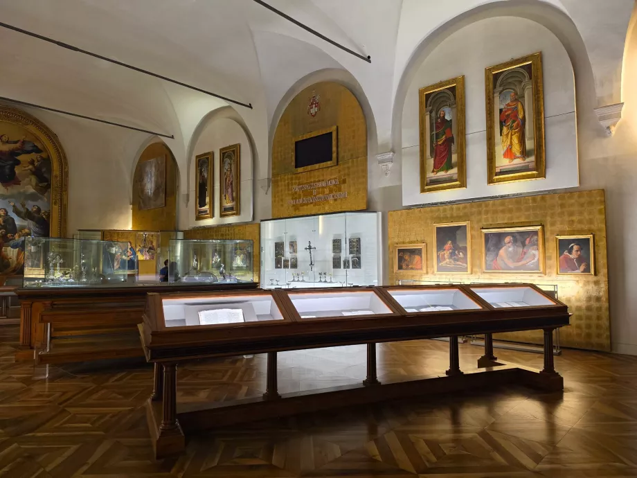 St. Paul's Basilica behind the walls, gallery