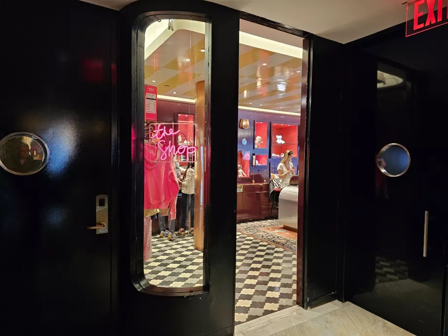 Shop on the ground floor of the hotel