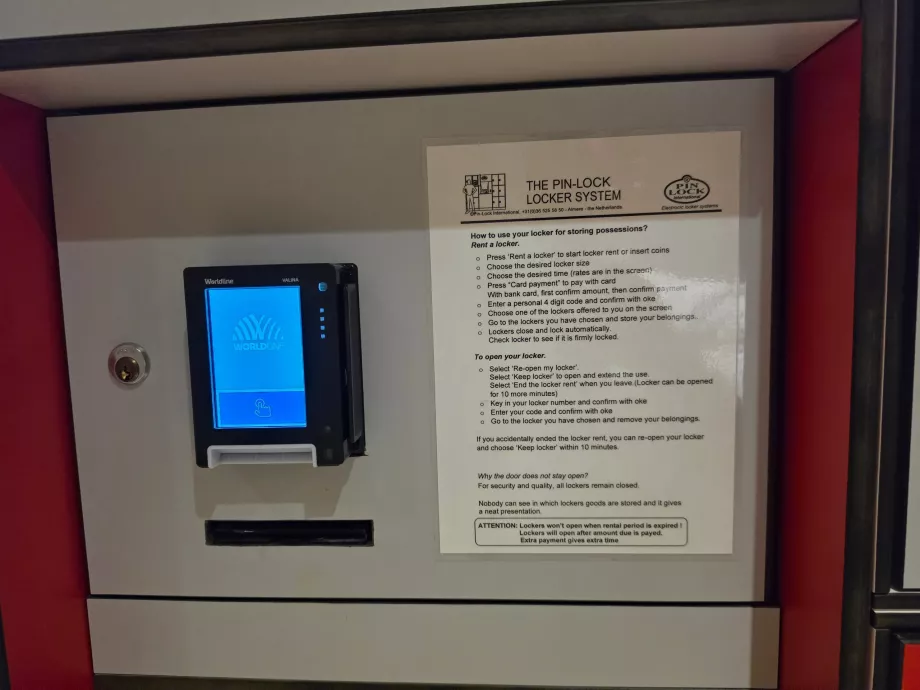 Luggage lockers, payment by card