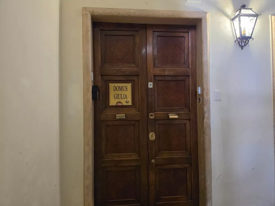 Entrance to the reception