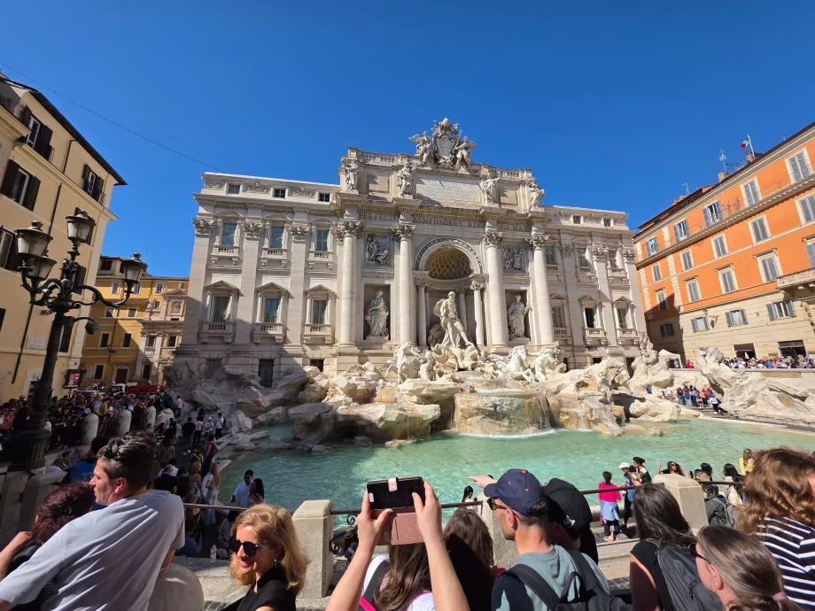 Crowds in front of the Trevi Fountain