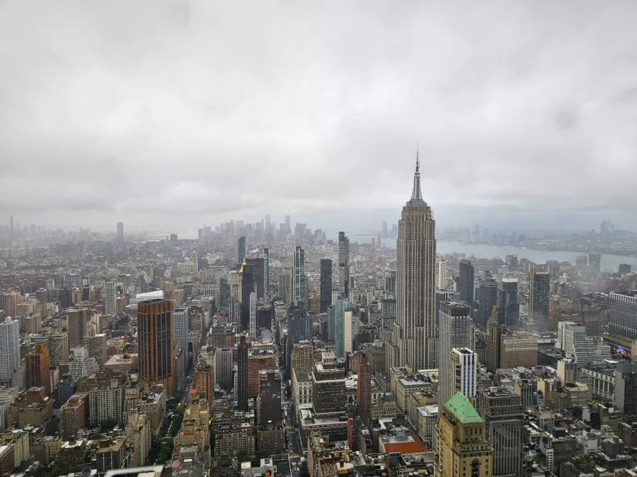 Summit One Vanderbilt, view of the Empire State Building