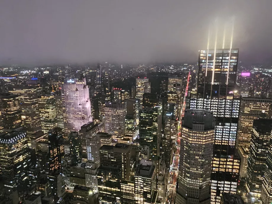 Summit One Vanderbilt, night view