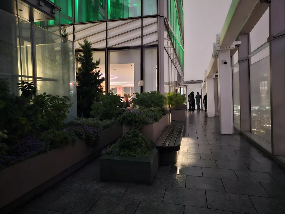 Summit One Vanderbilt, outdoor terrace