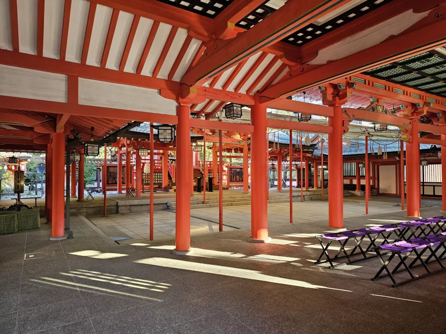Ikuta-Jinja Shrine