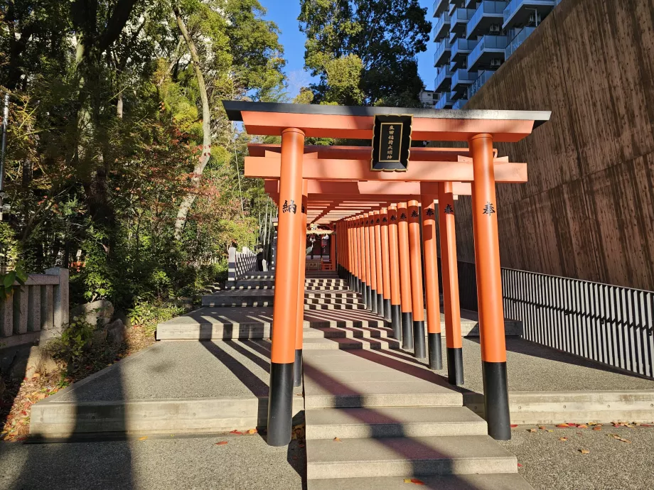 Ikuta-Jinja Shrine