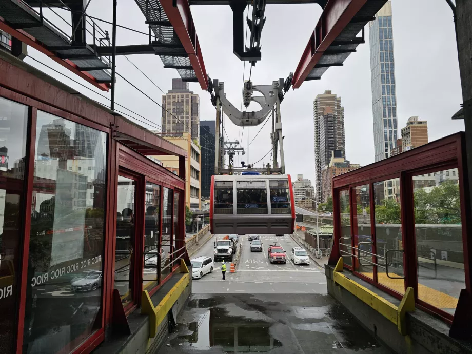 Cable car to Roosvelt Island