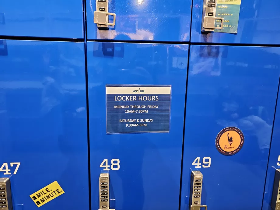 NYRR centre, luggage storage for runners