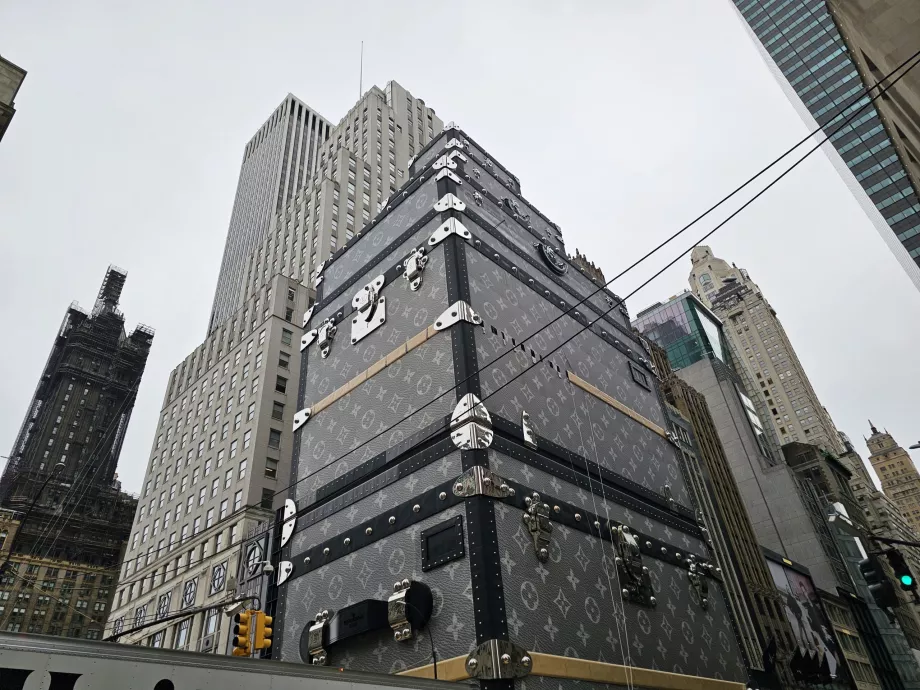 Louis Vuitton Building