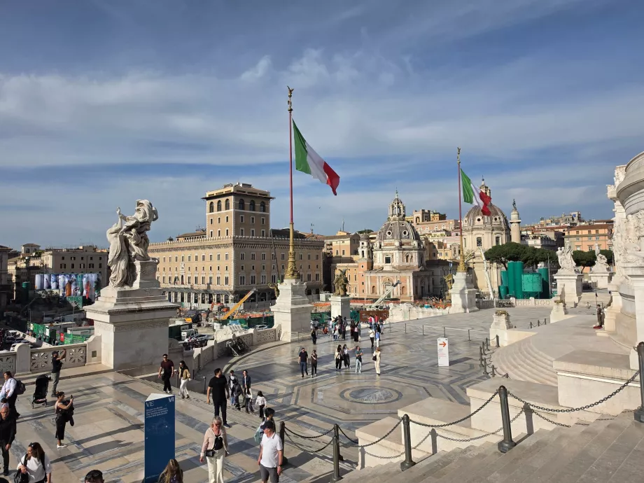 Altare della Patria, part for free