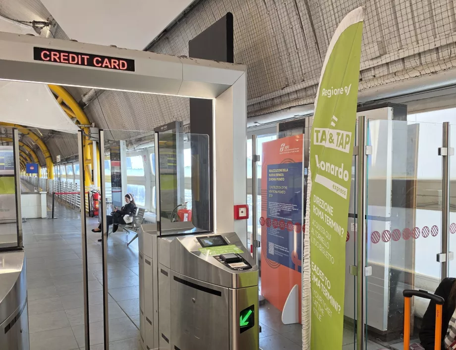 Card payment on entry to the station