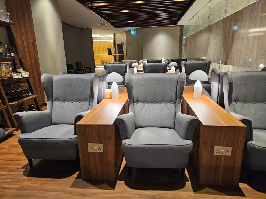 Singapore Airport Lounge