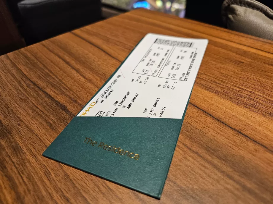 Boarding pass holder