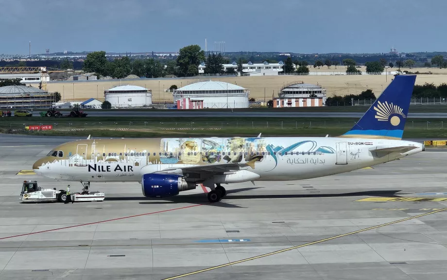 Nile Air, Airbus A320 at Prague Airport