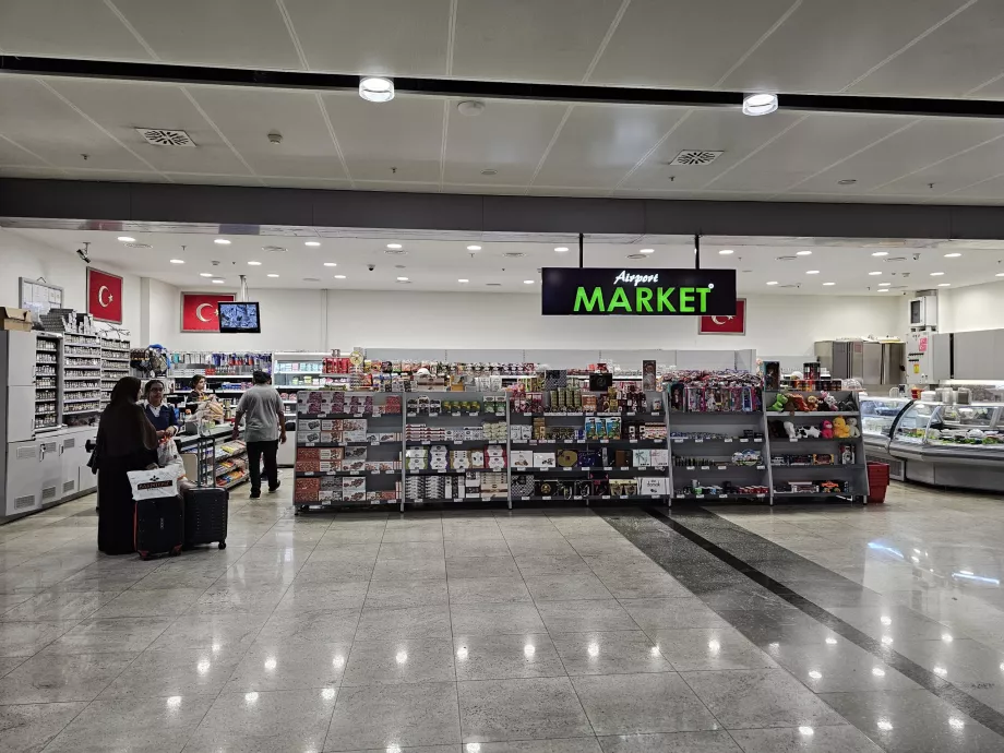Supermarket in the arrivals hall