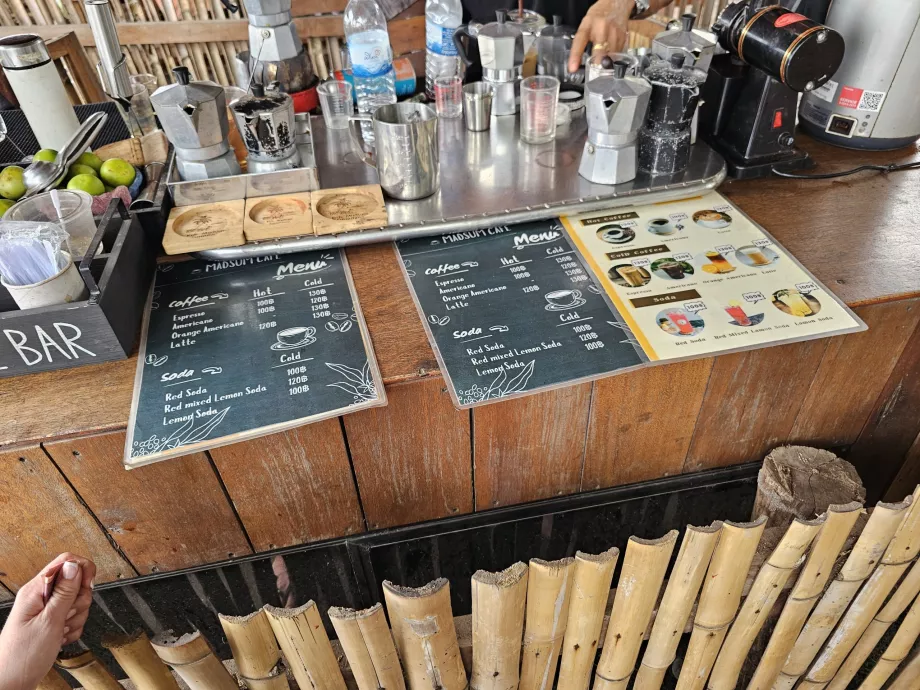 Restaurants on Pig Island